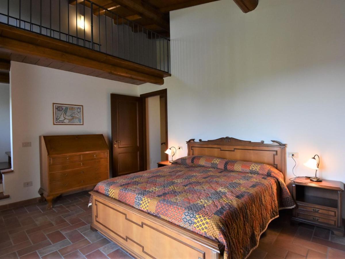 Apartment La Corte Bricca - Trilo B By Interhome Castana  外观 照片